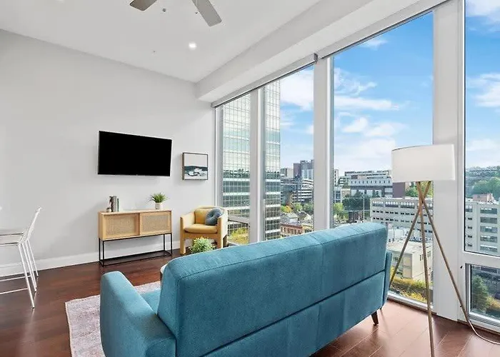 Cozysuites Trendy 1br Ppg Paints Arena Pitts Apartment