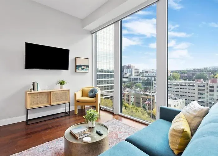 Cozysuites Trendy 1br Ppg Paints Arena Pitts Pittsburgh