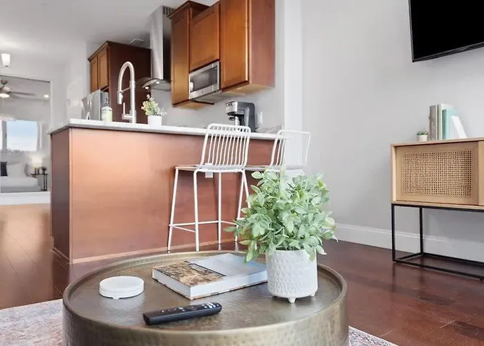 Cozysuites Trendy 1br Ppg Paints Arena Pitts Pittsburgh